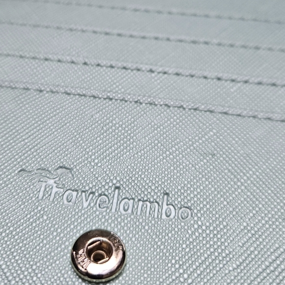 Travelambo RFID Blocking Bifold Multi Card  and Passport Case Wallet - Picture 5 of 8